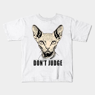 Don't judge cute cat Kids T-Shirt